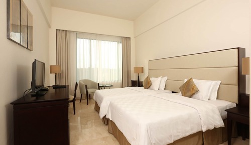 BUSINESS SUITE