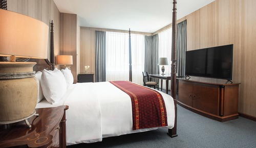 ARYADUTA SUITE