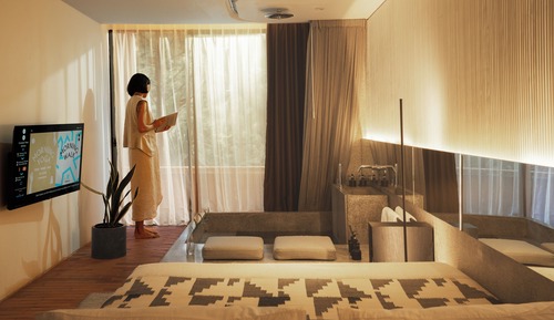 Signature Frasa Room