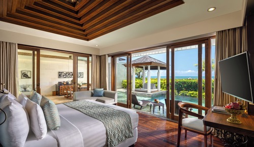 One Bedroom Ocean Pool Villa