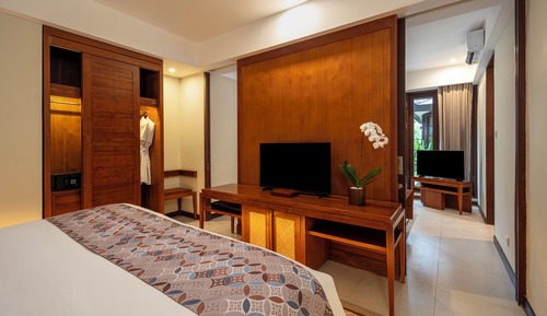 Suite, 1 Bedroom, Garden View