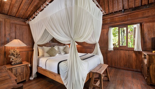 One Bedroom Suite Pool Access