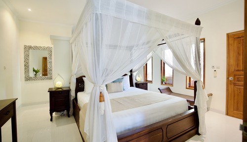 Villa, 2 Bedrooms, Kitchen, Poolside
