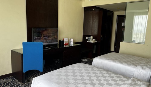 Deluxe Hotel Twin