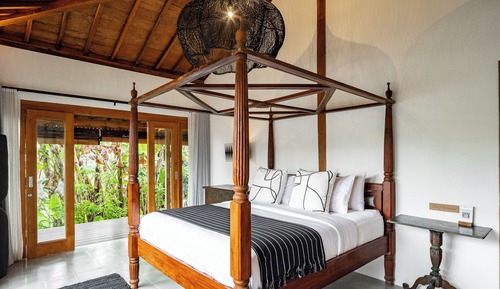 Executive Villa, Balcony, Garden View