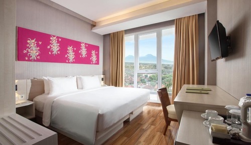Superior Room, 1 King Bed