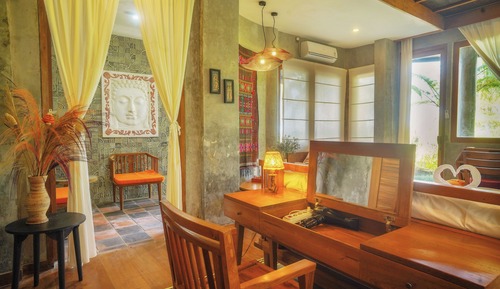 Hamsa Room