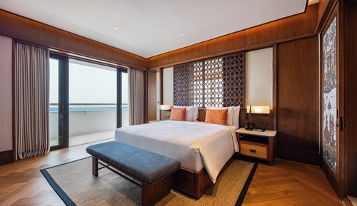 Royal Family Suite Ocean View