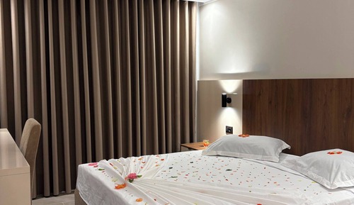 Deluxe Double Room, City View