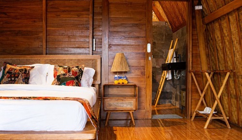 Deluxe Bungalow
