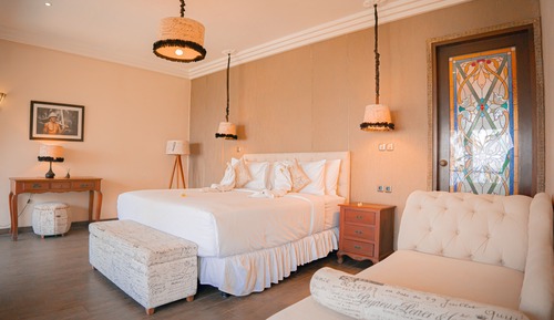 Four Bedroom Villa with Private Pool