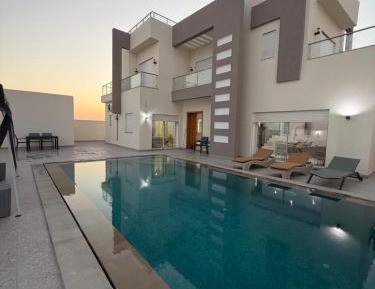 One-Bedroom Villa