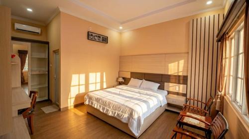 Deluxe Double Room (2 Adults + 1 Child)