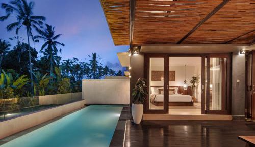 Rustic Countryside Pool Villas