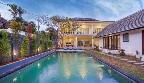 10 Bedrooms Villa with Private Chef, Airport Transfers and Close To Beach