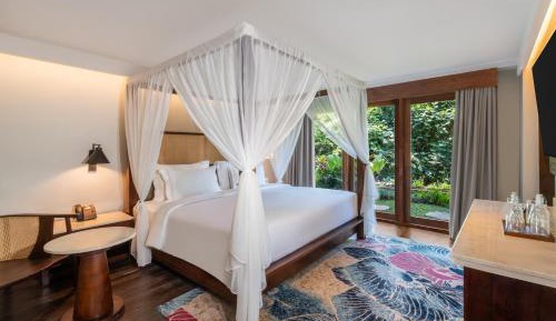Premier Junior Suite Nature View