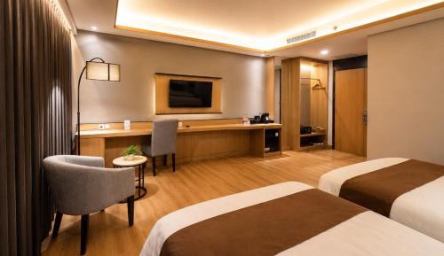 Premier Deluxe Room
