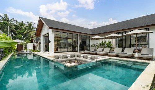 Villa with Private Pool