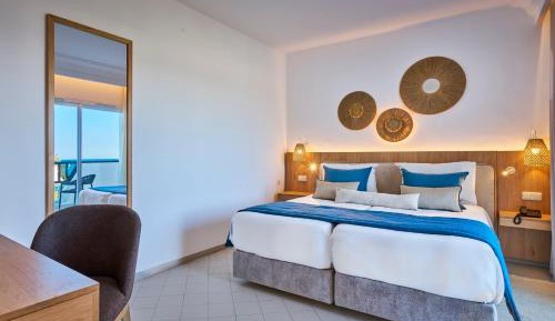 Quadruple Room with Sea View