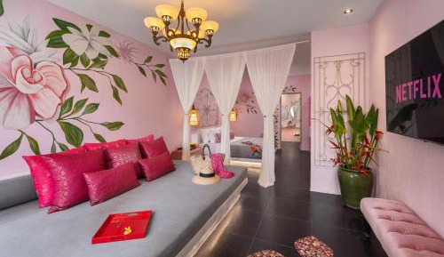 Intimate Suite - for Cool Adults Only