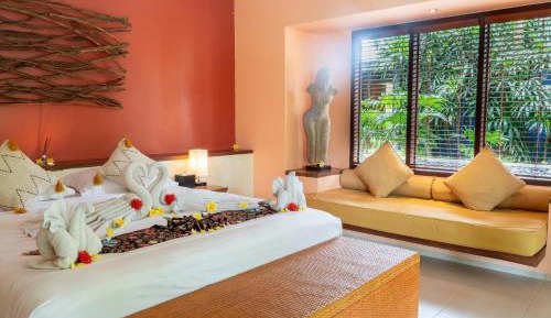 Legong Standard Double Room with Pool View