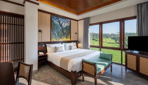 Grand Deluxe Room