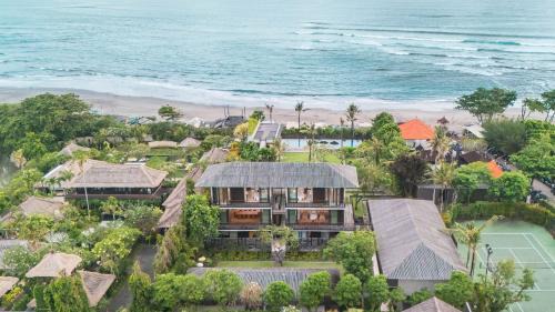 Villa - Beach Front