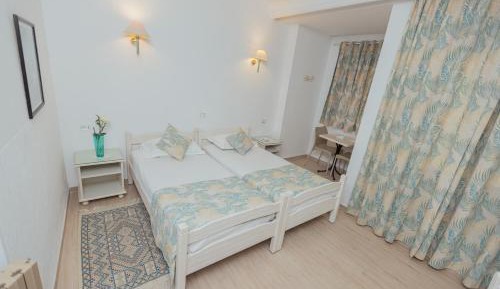 Large Double Room