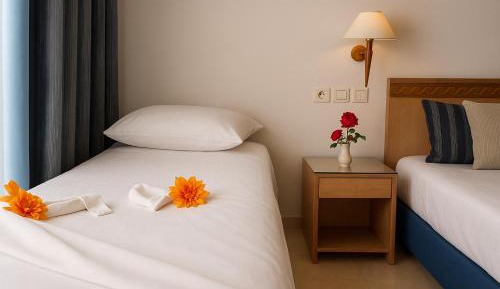 Triple Room with City View