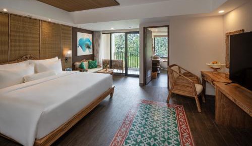 Junior Suite with Free Daily Afternoon Tea 