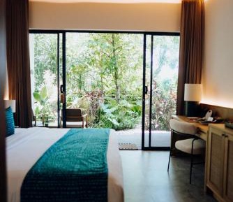 Garden View Room 