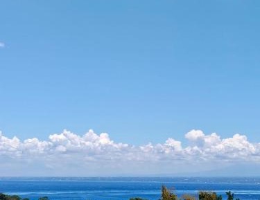 Two-Bedroom Ocean-View Villa with Free Shuttle to Harbor