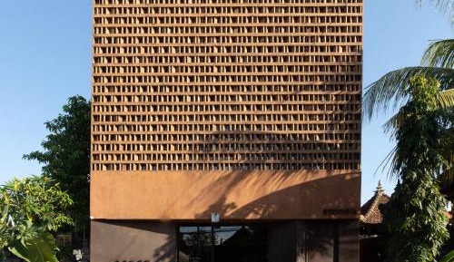 Urban Studio – Land A