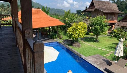 Double Room with Pool View
