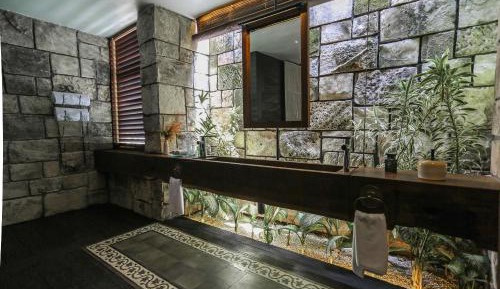 Ulin Pavilion Suite with Garden View