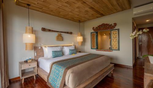 Double or Twin Room with View