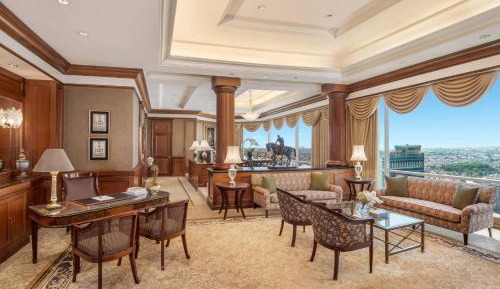 Presidential Suite, 1 King Bed; 2 Twin Bed