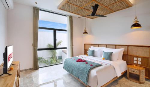 Royal Three-Bedroom Villa with Private Pool and Jacuzzi