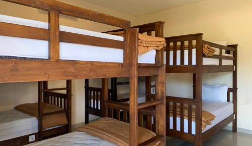 Bed in 8-Bed Mixed Dormitory Room
