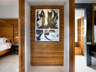One-Bedroom Royal Courtyard Villa (Courtyard Villa - Independent Building across the street)