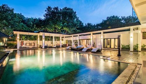 Deluxe Villa