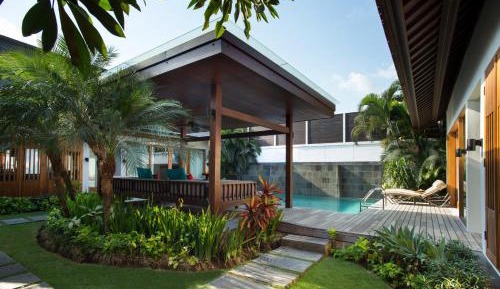 Two-Bedroom Royal Courtyard Villa (Courtyard Villa - Independent Building across the street)