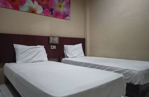 Tarakan Hotel | Hotel O Syariah Sumber Mulya NunukanNearAlun - Alun Kota Nunukan
