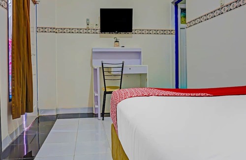 Watampone Hotel | Hotel O Wisma Amrach
