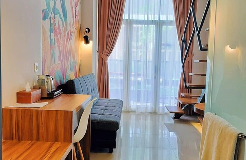 Waru Hotel | Collection O 30 Amega Crown Sub