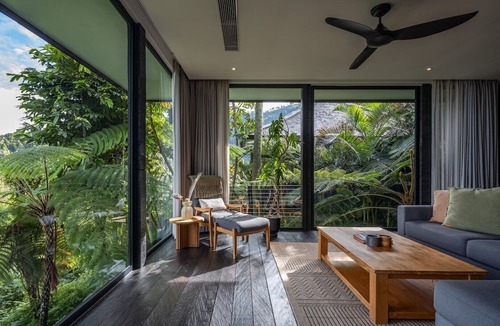 Munduk Hotel | Munduk Cabins by Desa Hay
