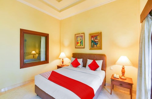 Kuta Hotel | Super OYO Townhouse Oak Maxi Hotel Legian
