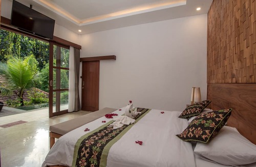 Kutuh Kaja Hotel | Tirta Arum