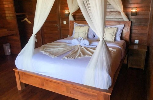 Mushroom Bay Villa | Sunset Hill Lembongan