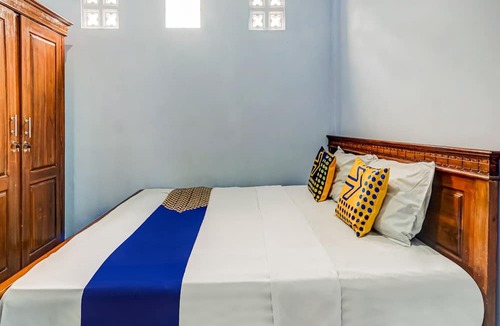 Malang Hotel | Hotel O Sukun Syariah Homestay